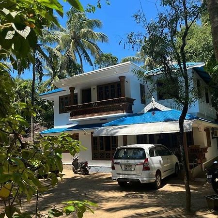 Vyshnavi Home Stay Thanniyam Exterior foto
